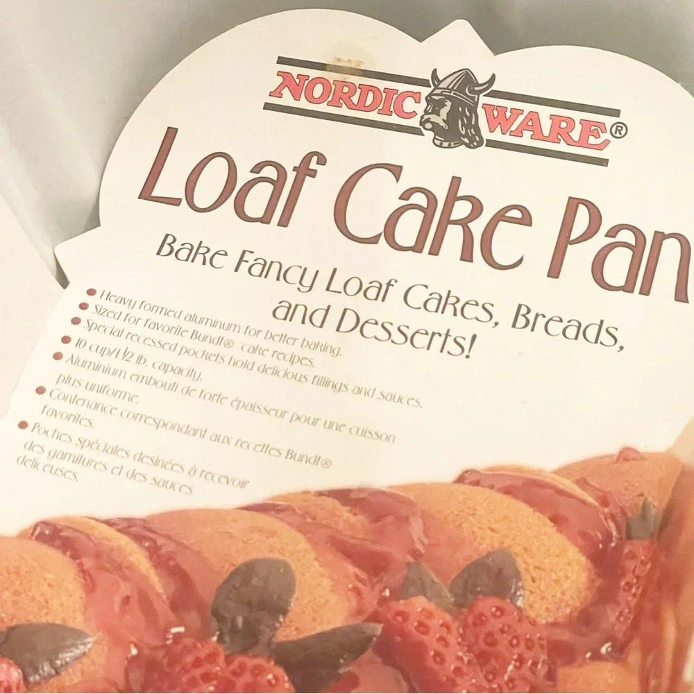 Nordic‎ Ware Loaf Cake Pan White Metal Baking Bread Desserts Kitchen NEW